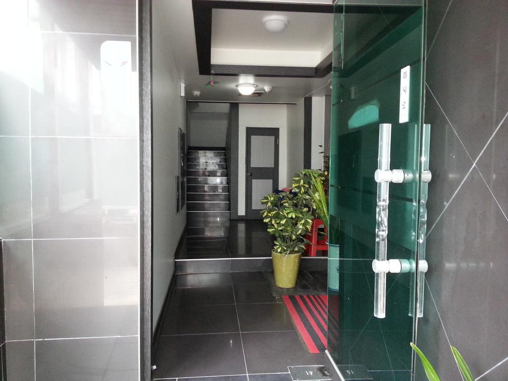 Egg Motel ปูซาน ภายนอก รูปภาพ